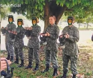 Captura de tela ilustrando a instrução de câmara de gás no Exército